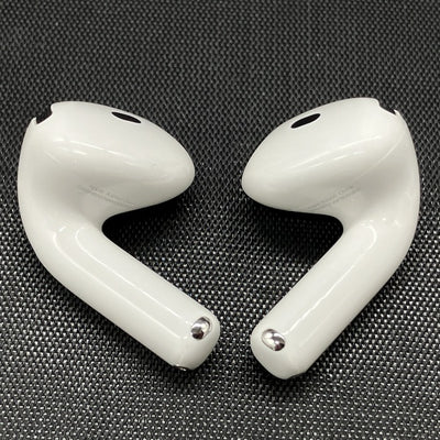 【中古】AirPods 4 MXP93J/A（アクティブノイズキャンセリング搭載）【秋葉原】