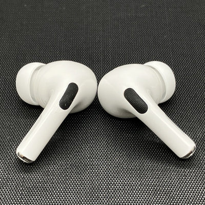 【中古】MagSafe充電ケース(USB-C)付きAirPods Pro(第2世代) MTJV3JA【秋葉原】