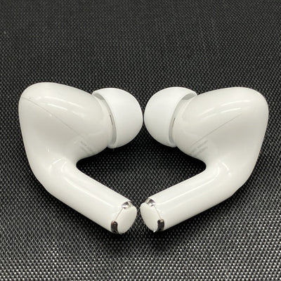 【中古】MagSafe充電ケース(USB-C)付きAirPods Pro(第2世代) MTJV3JA【秋葉原】