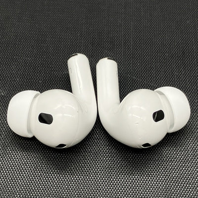 【中古】MagSafe充電ケース(USB-C)付きAirPods Pro(第2世代) MTJV3JA【秋葉原】