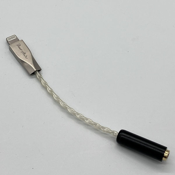 【中古】Silversonic MKV Lightning to 3.5mm Adapter Cable 【BEA-4857】【秋葉原】