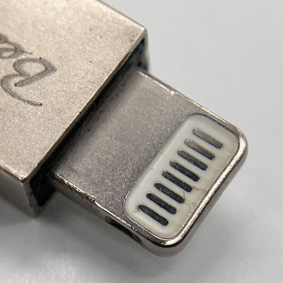【中古】Silversonic MKV Lightning to 3.5mm Adapter Cable 【BEA-4857】【秋葉原】