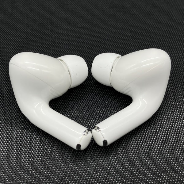 【中古】MagSafe充電ケース(USB-C)付きAirPods Pro(第2世代) MTJV3JA【秋葉原】