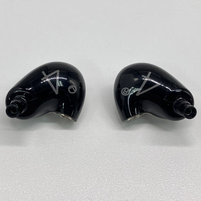 【中古】AONIC4 ブラック 【SE42HYBK+UNI-A】（ケーブル欠品）【名古屋】