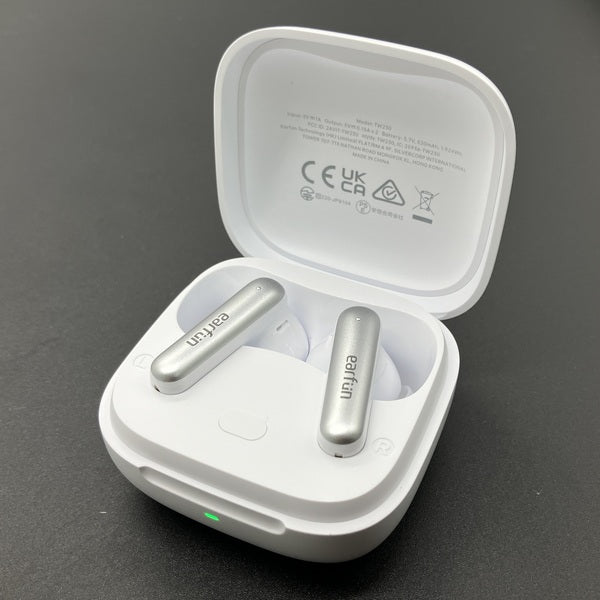 【中古】Air Pro 4i White【秋葉原】