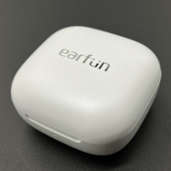 【中古】Air Pro 4i White【秋葉原】