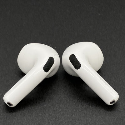 【中古】AirPods 4 MXP93J/A（アクティブノイズキャンセリング搭載）【日本橋】