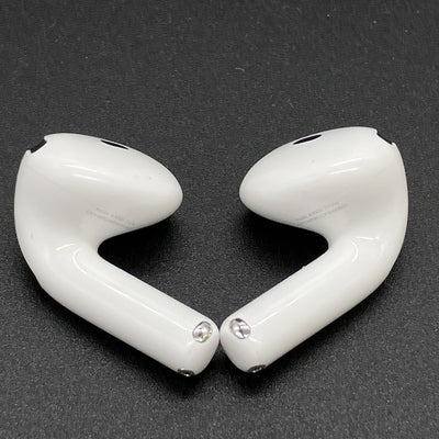 【中古】AirPods 4 MXP93J/A（アクティブノイズキャンセリング搭載）【日本橋】