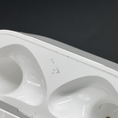 【中古】AirPods 4 MXP93J/A（アクティブノイズキャンセリング搭載）【日本橋】