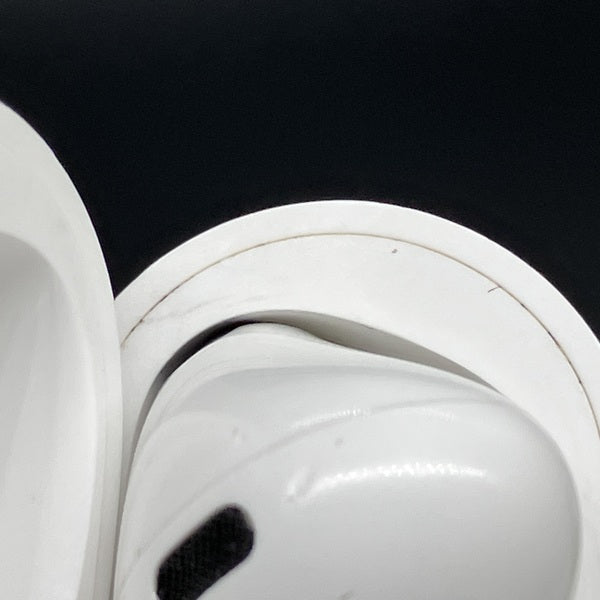 【中古】AirPods Pro (第2世代) MQD83J/A【秋葉原】
