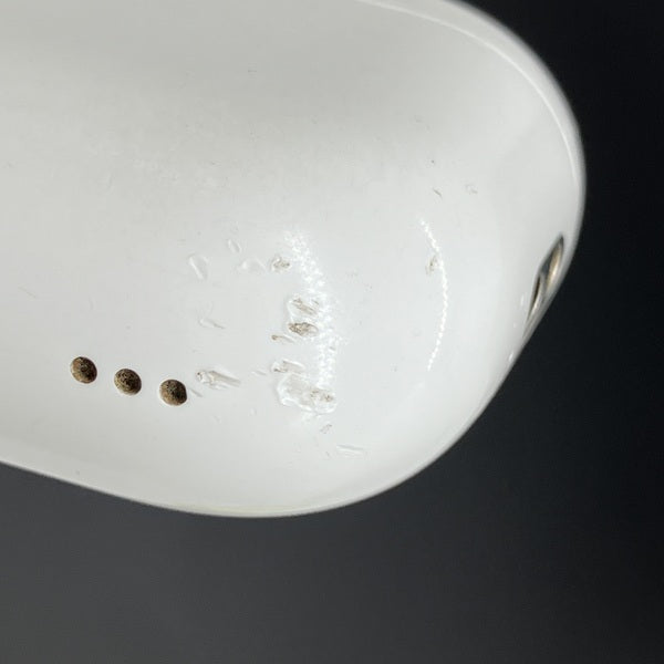 【中古】AirPods Pro (第2世代) 充電ケース (Lightning)【日本橋】