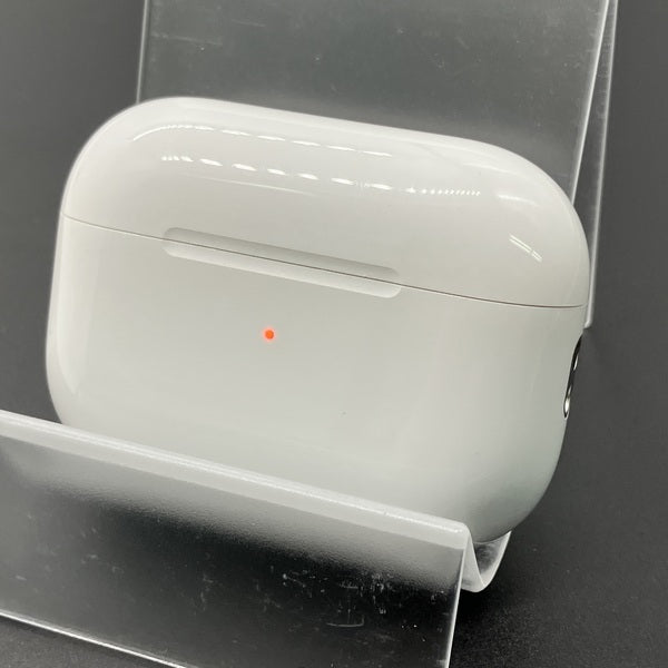 【中古】MagSafe充電ケース(USB-C)付きAirPods Pro(第2世代) MTJV3JA【秋葉原】