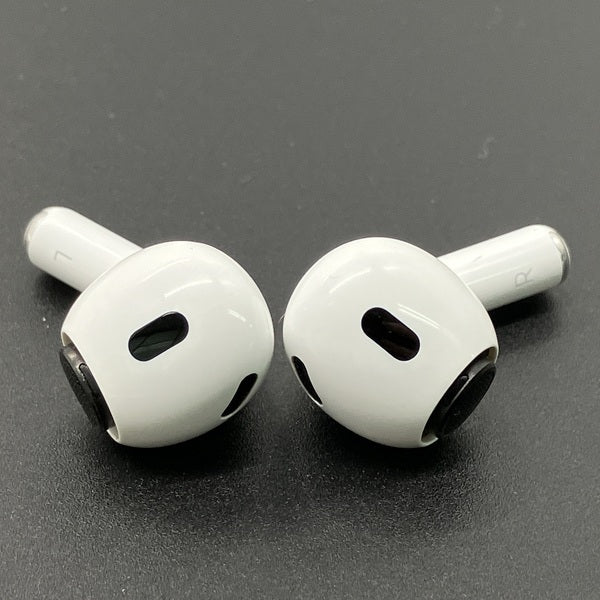 【中古】MagSafe充電ケース(USB-C)付きAirPods Pro(第2世代) MTJV3JA【秋葉原】