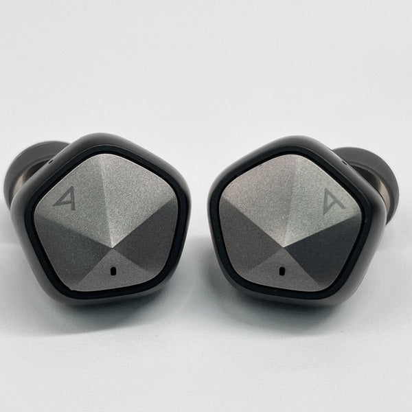 【中古】AK UW100 Black 【IRV-AK-UW100-BLK】【秋葉原】
