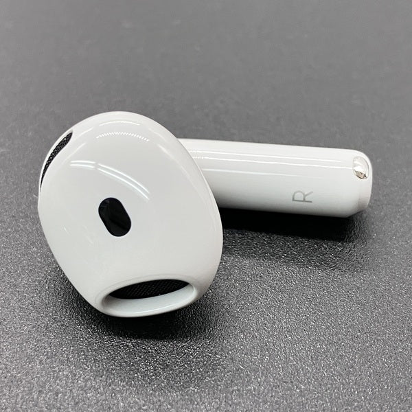 Apple 【中古】AirPods 4 (R側)（アクティブノイズキャンセ