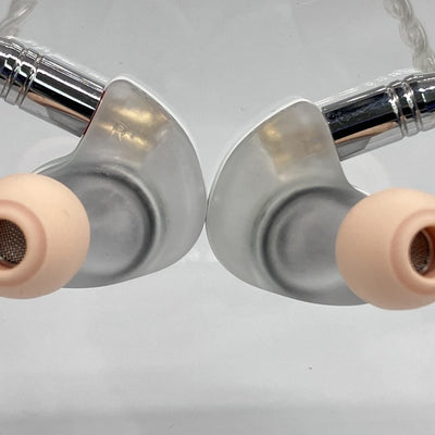 【中古】Rinko White 日本向け4.4mmバランスプラグ仕様【日本橋】