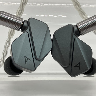 【中古】AK ZERO2 【IRV-AK-ZERO2】【日本橋】