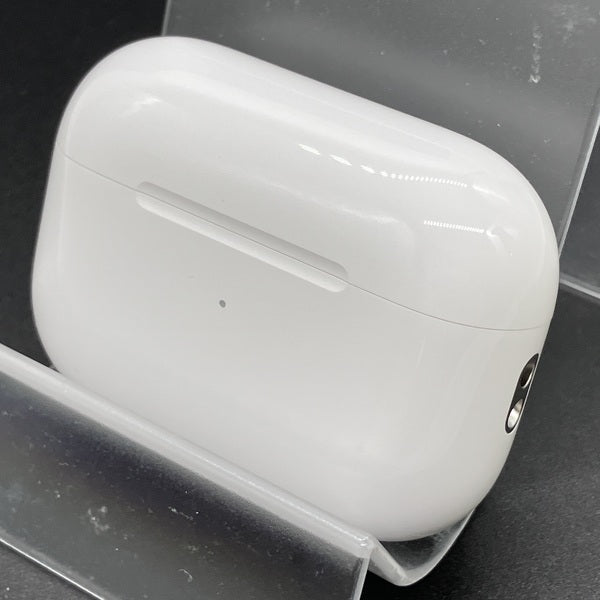 【中古】MagSafe充電ケース(USB-C)付きAirPods Pro(第2世代) MTJV3JA【秋葉原】