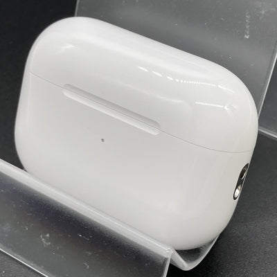 【中古】MagSafe充電ケース(USB-C)付きAirPods Pro(第2世代) MTJV3JA【秋葉原】