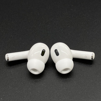【中古】MagSafe充電ケース(USB-C)付きAirPods Pro(第2世代) MTJV3JA【秋葉原】