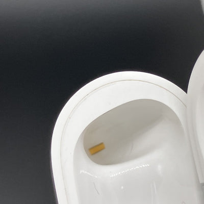 【中古】AirPods Pro (第2世代) MQD83J/A【秋葉原】