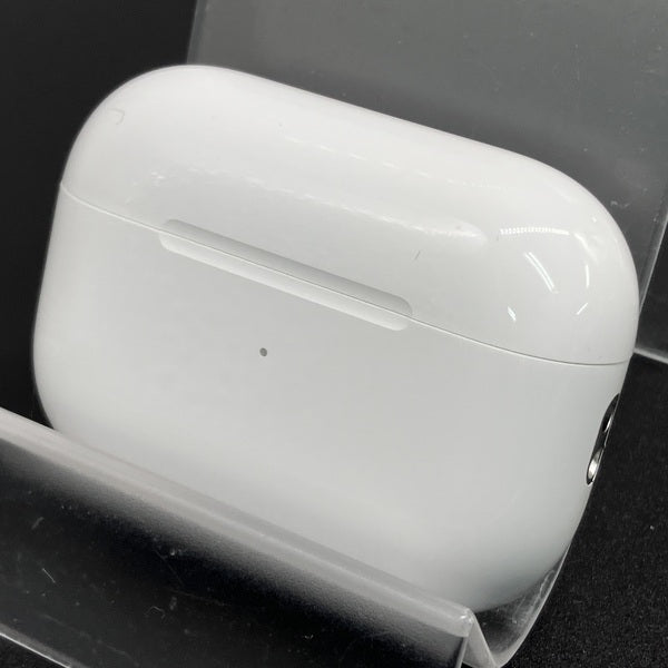 【中古】MagSafe充電ケース(USB-C)付きAirPods Pro(第2世代) MTJV3JA【秋葉原】