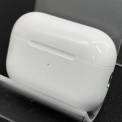 【中古】MagSafe充電ケース(USB-C)付きAirPods Pro(第2世代) MTJV3JA【秋葉原】