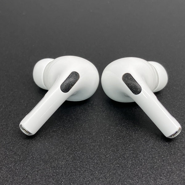 【中古】MagSafe充電ケース(USB-C)付きAirPods Pro(第2世代) MTJV3JA【秋葉原】