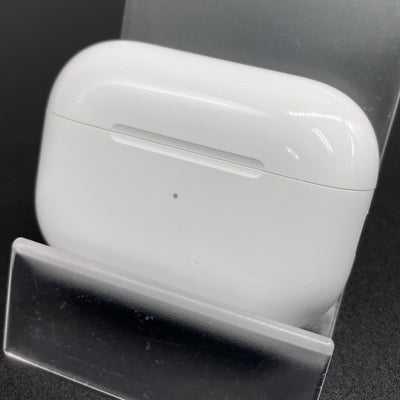 【中古】MagSafe充電ケース(USB-C)付きAirPods Pro(第2世代) MTJV3JA【秋葉原】