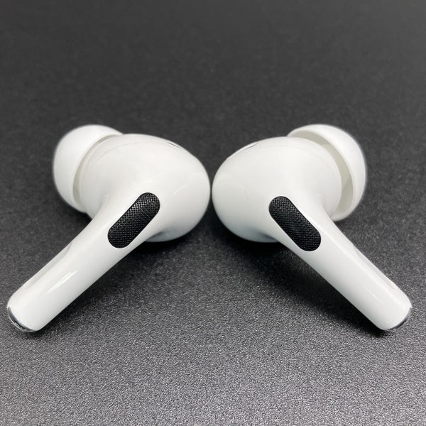 【中古】MagSafe充電ケース(USB-C)付きAirPods Pro(第2世代) MTJV3JA【秋葉原】