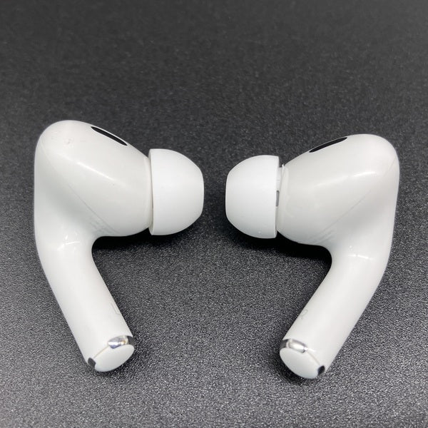 【中古】MagSafe充電ケース(USB-C)付きAirPods Pro(第2世代) MTJV3JA【秋葉原】