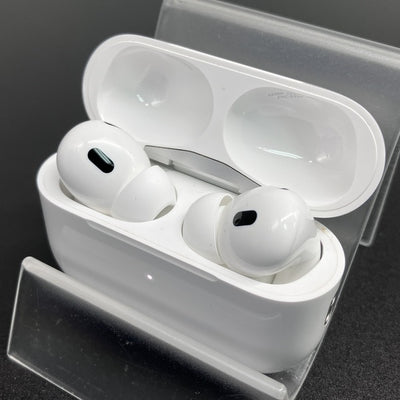 【中古】MagSafe充電ケース(USB-C)付きAirPods Pro(第2世代) MTJV3JA【秋葉原】