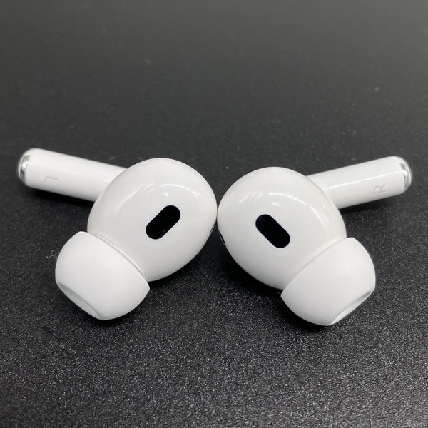 【中古】MagSafe充電ケース(USB-C)付きAirPods Pro(第2世代) MTJV3JA【秋葉原】