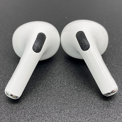 【中古】MagSafe充電ケース(USB-C)付きAirPods Pro(第2世代) MTJV3JA【秋葉原】