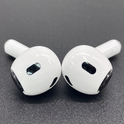 【中古】MagSafe充電ケース(USB-C)付きAirPods Pro(第2世代) MTJV3JA【秋葉原】