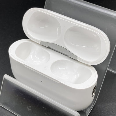 【中古】AirPods Pro (第2世代) 充電ケース (Lightning)【秋葉原】
