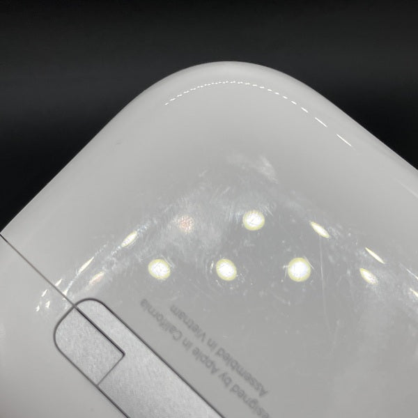 Apple AirPods4 ANC 充電ケース傷あり Apple 【中古】AirPods 4 （ANC）ワイヤレス充電ケース【秋葉原