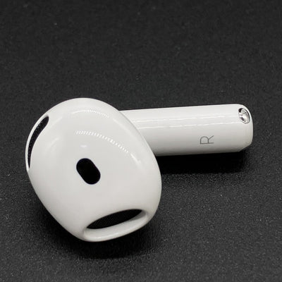 Apple 【中古】AirPods 4 (R側)（アクティブノイズキャンセ