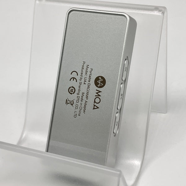 【中古】UA4 シルバー【秋葉原】