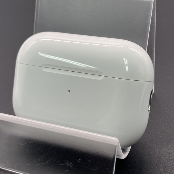 Apple 【中古】AirPods Pro (第2世代) 充電ケース (Lightning)【日本橋