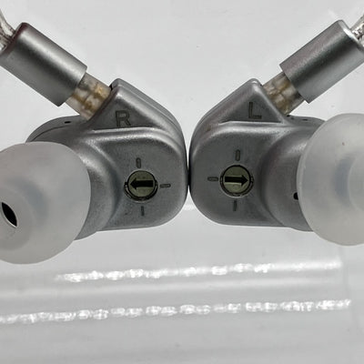 【中古】4U【秋葉原】