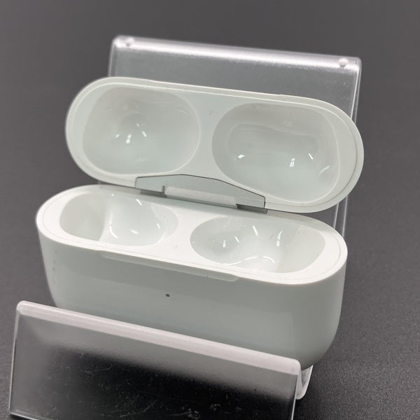 【中古】AirPods Pro 充電ケース（海外モデル）【日本橋】