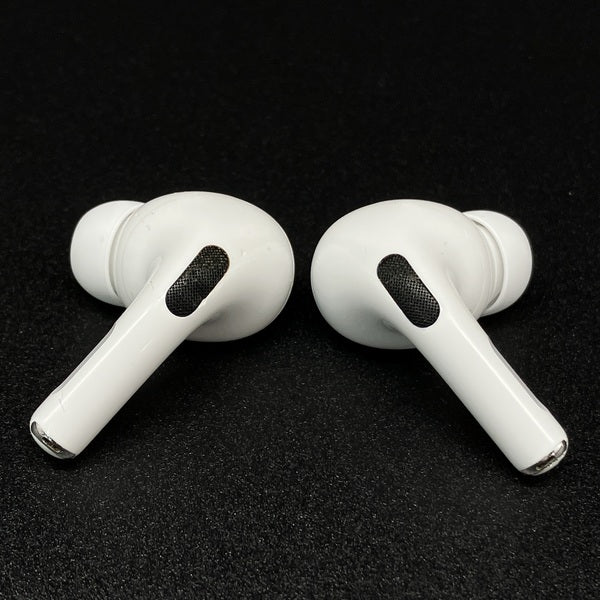 【中古】AirPods Pro (第2世代) MQD83J/A【秋葉原】