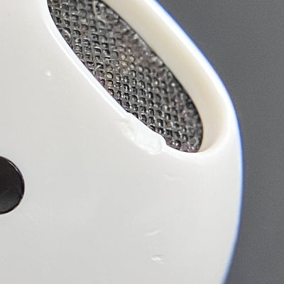 【中古】AirPods with Charging Case MV7N2J/A【秋葉原】