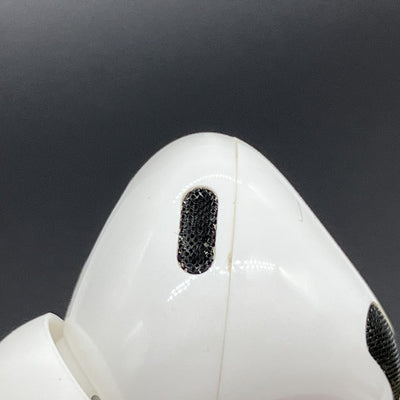 【中古】MagSafe充電ケース(USB-C)付きAirPods Pro(第2世代) MTJV3JA【秋葉原】