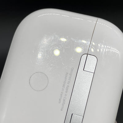 【中古】MagSafe充電ケース(USB-C)付きAirPods Pro(第2世代) MTJV3JA【秋葉原】