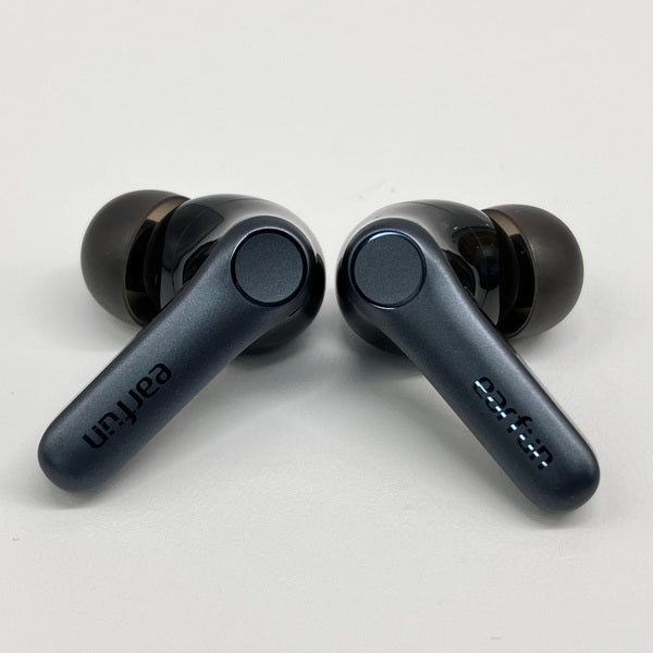 【中古】Air Pro 4 - Black【秋葉原】