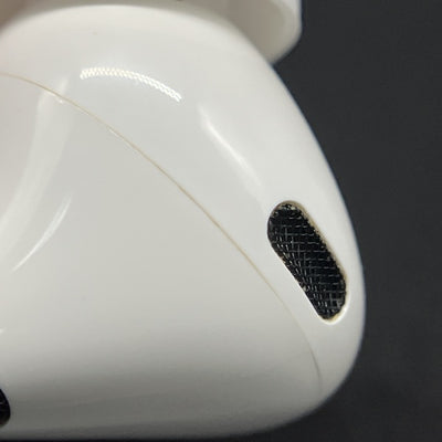 【中古】AirPods Pro (第2世代) MQD83J/A【秋葉原】