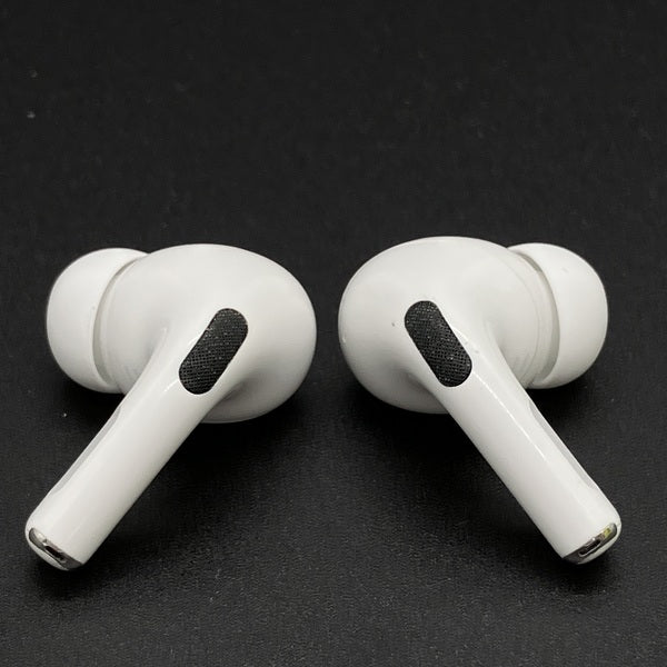 【中古】MagSafe充電ケース(USB-C)付きAirPods Pro(第2世代) MTJV3JA【秋葉原】