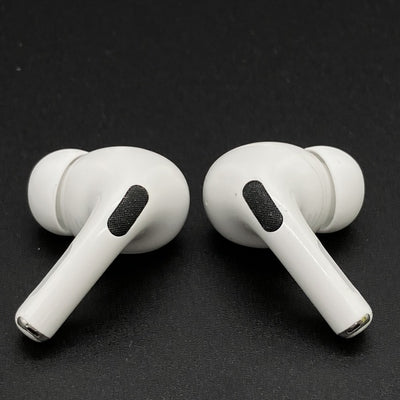【中古】MagSafe充電ケース(USB-C)付きAirPods Pro(第2世代) MTJV3JA【秋葉原】
